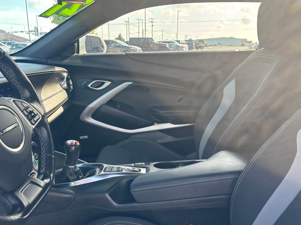 2021 Chevrolet Camaro LT1