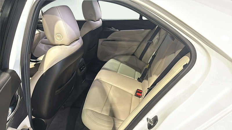 2023 Cadillac CT4 Premium Luxury