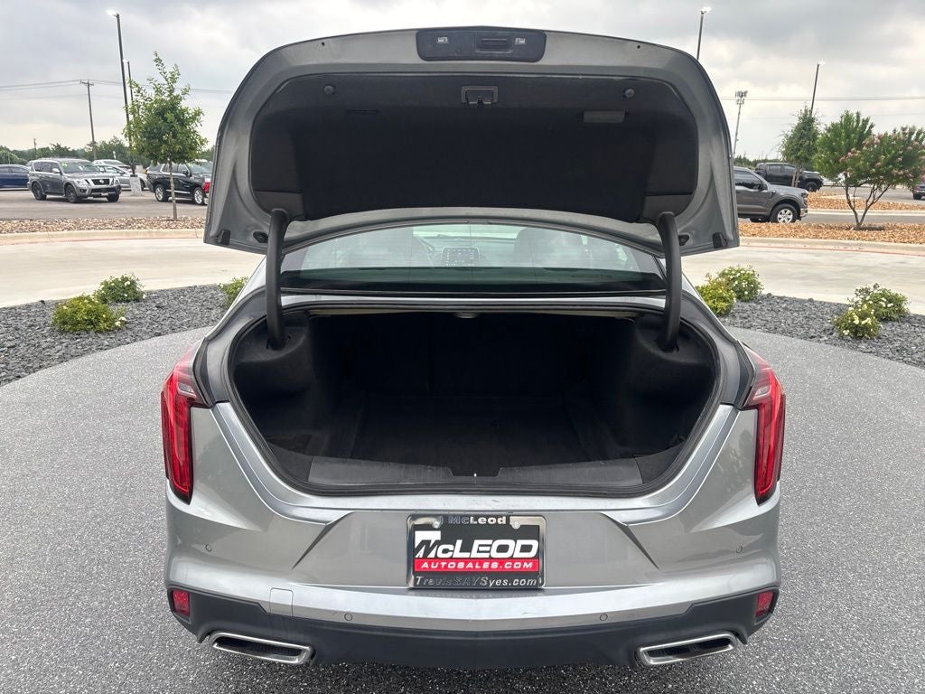 2023 Cadillac CT4 Premium Luxury