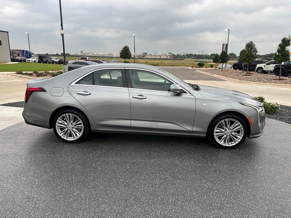 2023 Cadillac CT4 Premium Luxury