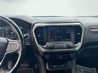 2022 GMC Acadia AT4