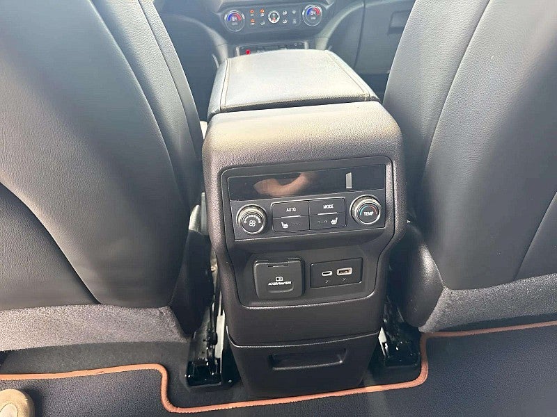 2022 GMC Acadia AT4