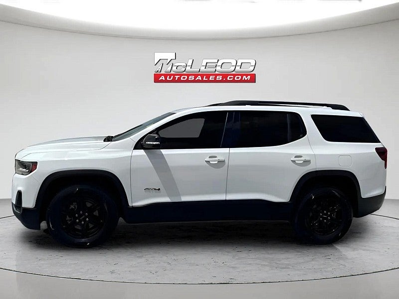 2022 GMC Acadia AT4