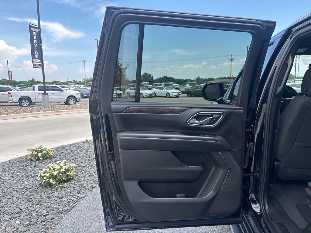 2021 Chevrolet Suburban LS