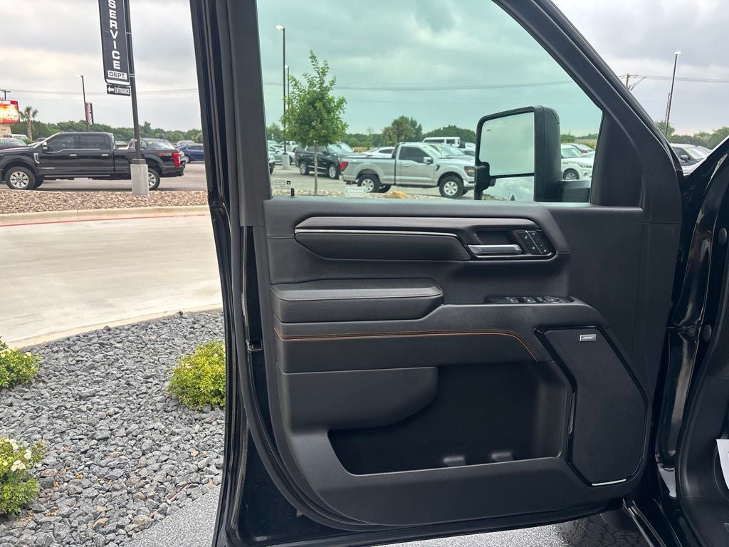 2024 GMC Sierra 2500HD AT4
