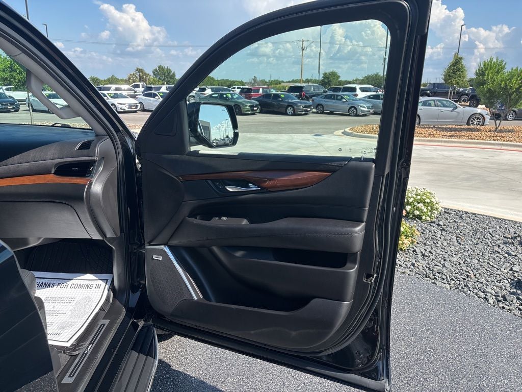 2019 Cadillac Escalade ESV Luxury