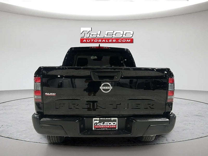 2023 Nissan Frontier S
