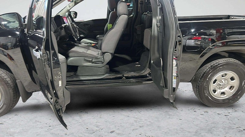 2023 Nissan Frontier S