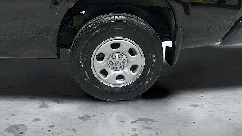 2023 Nissan Frontier S