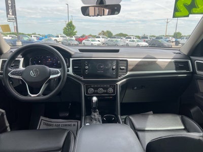 2022 Volkswagen Atlas 2.0T SE w/Technology