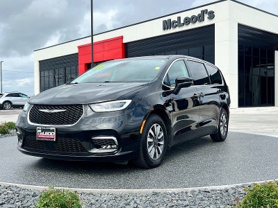2023 Chrysler Pacifica Hybrid Touring L