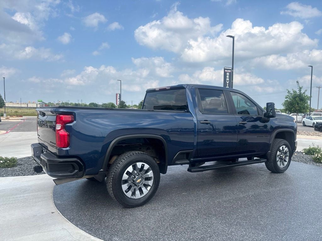 2022 Chevrolet Silverado 2500HD Custom