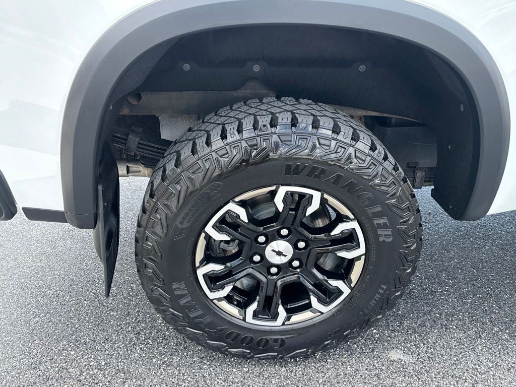 2024 Chevrolet Silverado 1500 ZR2