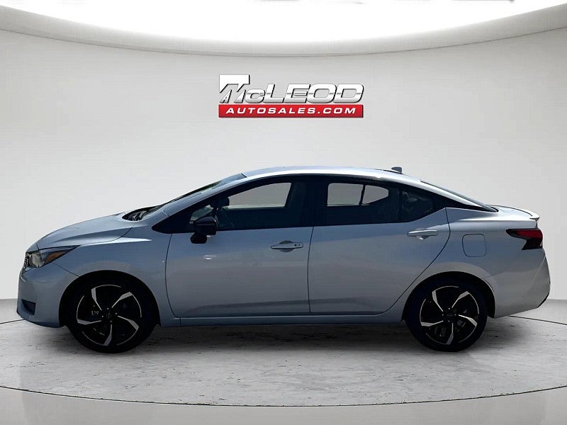 2024 Nissan Versa 1.6 SR