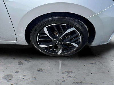 2024 Nissan Versa 1.6 SR