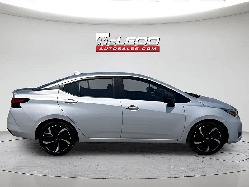 2024 Nissan Versa 1.6 SR
