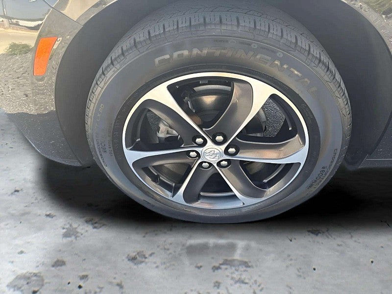 2022 Buick Enclave Essence