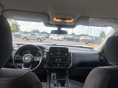 2023 Nissan Pathfinder S