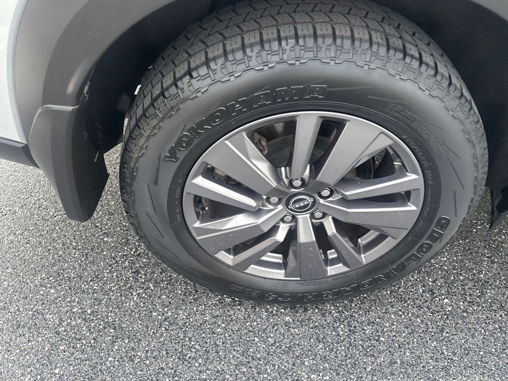 2023 Nissan Pathfinder S