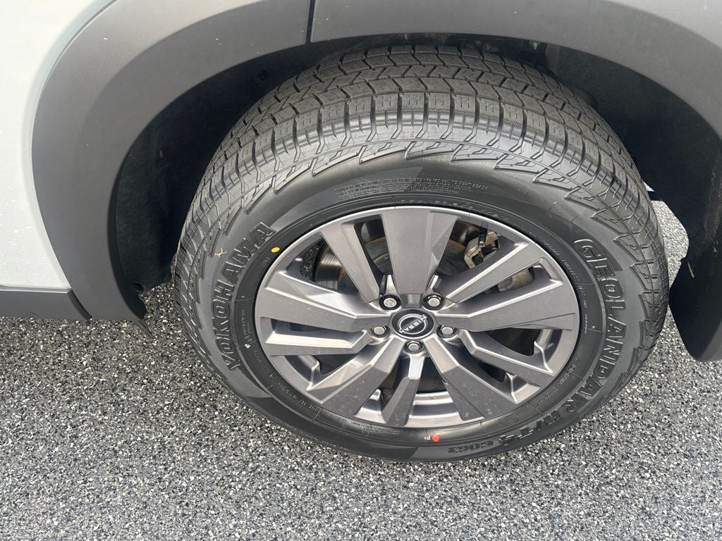 2023 Nissan Pathfinder S