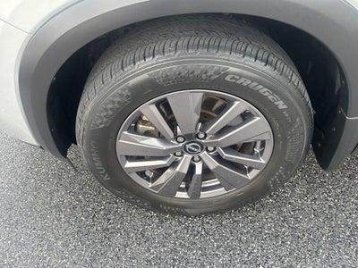 2023 Nissan Pathfinder S