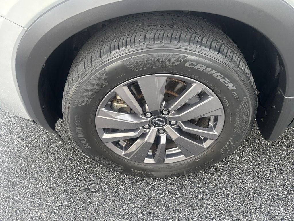 2023 Nissan Pathfinder S