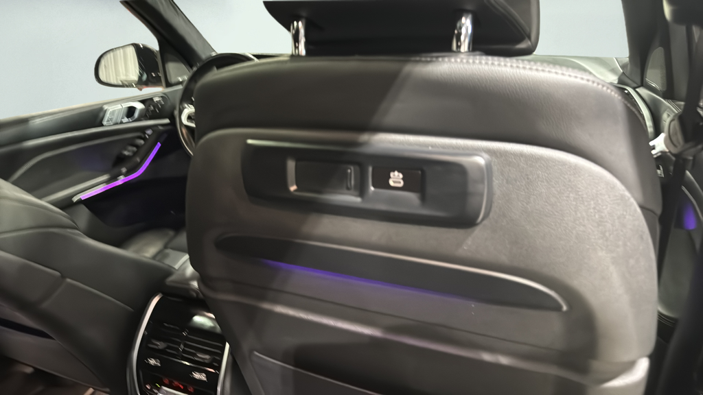 2020 BMW X7 M50i