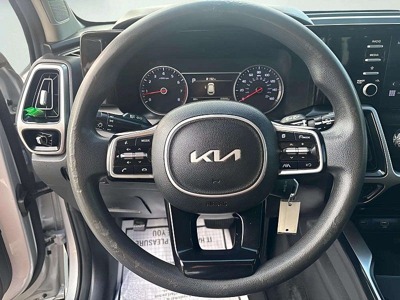 2022 Kia Sorento LX