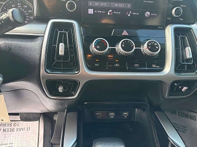 2022 Kia Sorento LX