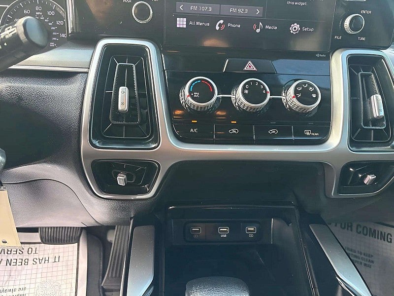 2022 Kia Sorento LX