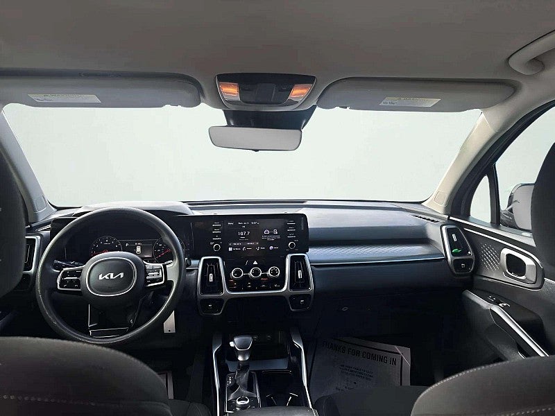 2022 Kia Sorento LX