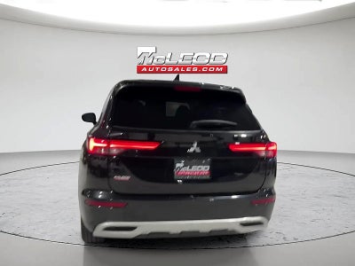 2024 Mitsubishi Outlander SE