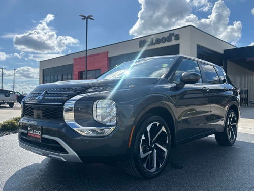 2024 Mitsubishi Outlander Base