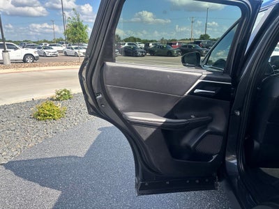 2024 Mitsubishi Outlander Base