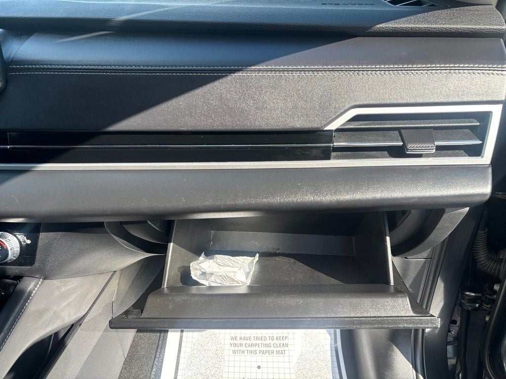 2024 Mitsubishi Outlander Base