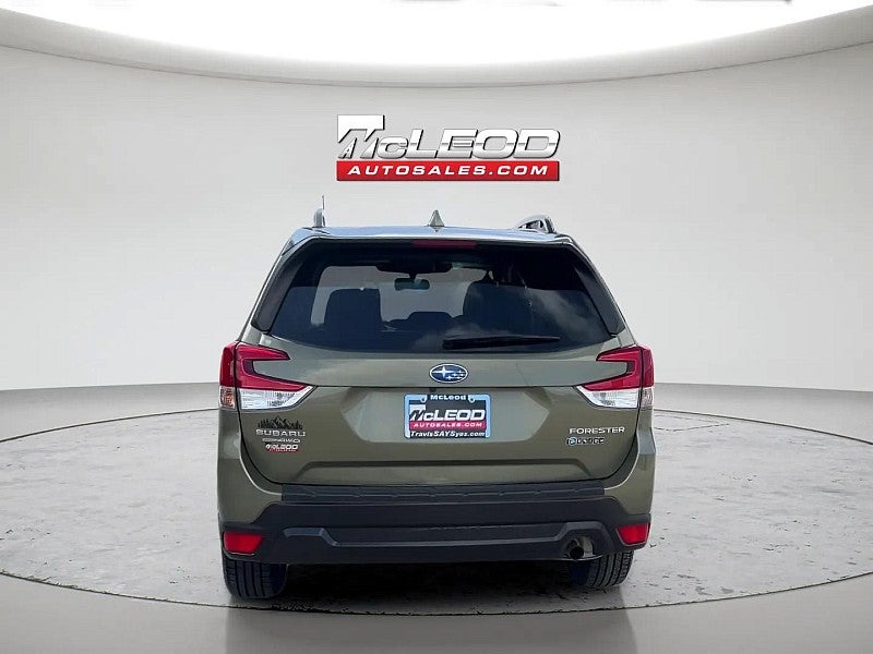 2022 Subaru Forester Premium