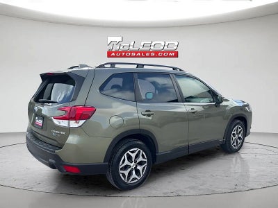 2022 Subaru Forester Premium