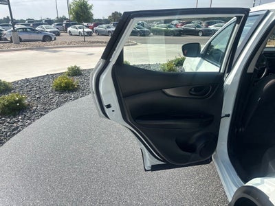 2022 Nissan Rogue Sport S