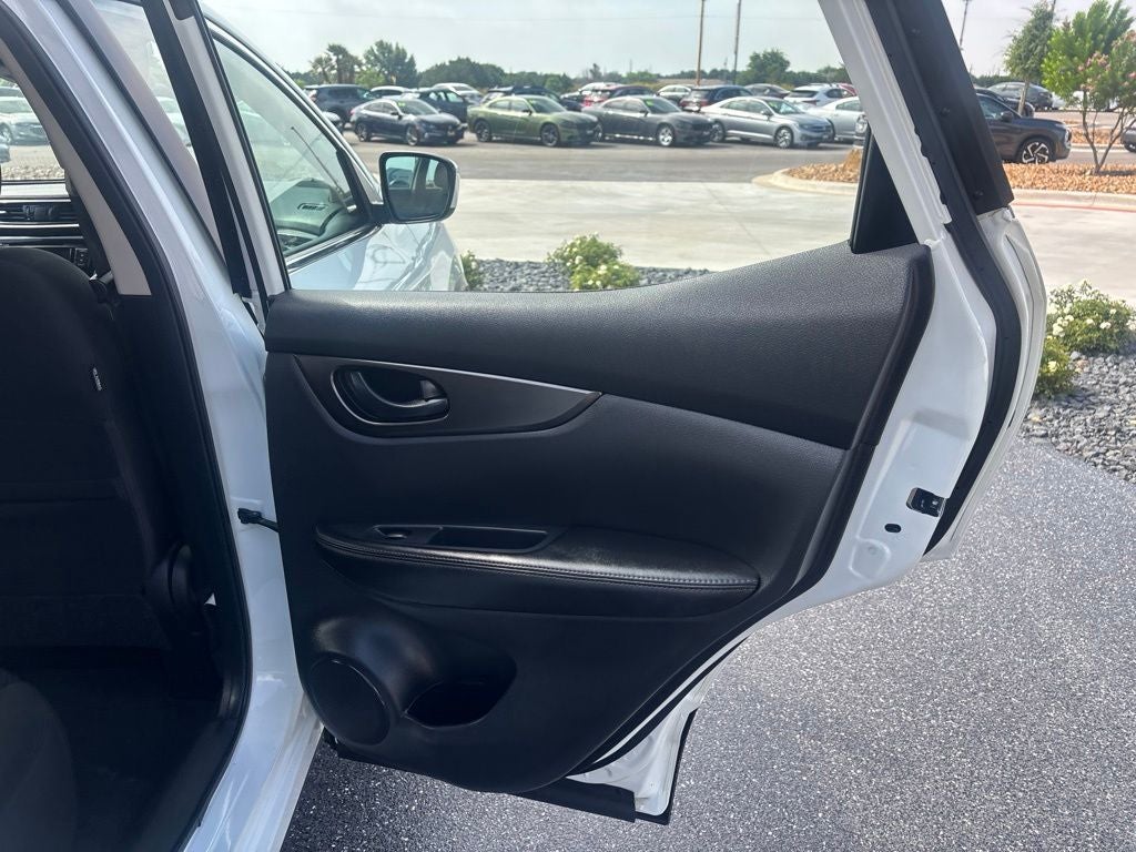 2022 Nissan Rogue Sport S