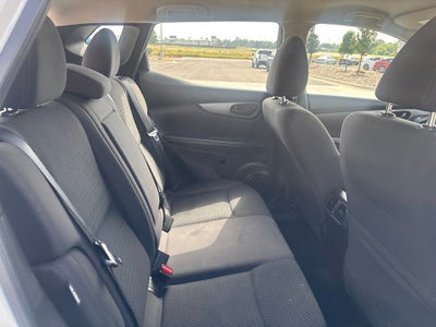 2022 Nissan Rogue Sport S
