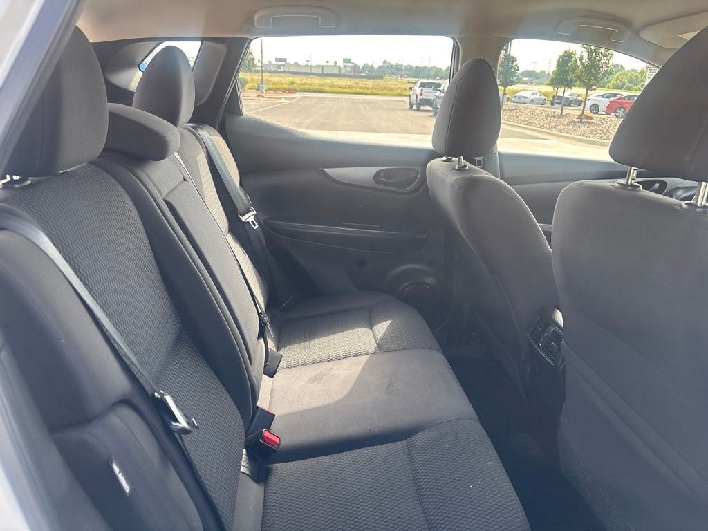 2022 Nissan Rogue Sport S