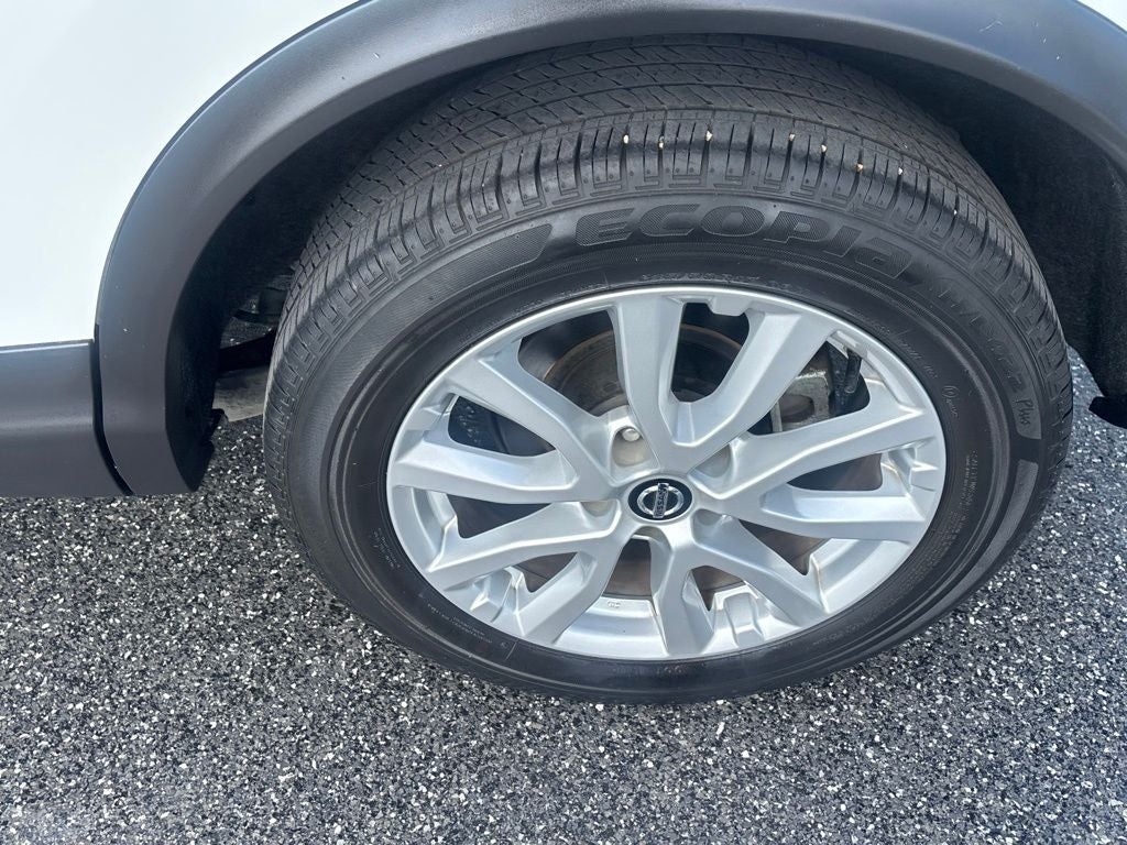 2022 Nissan Rogue Sport S