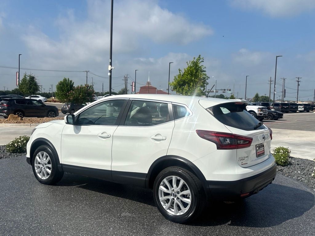 2022 Nissan Rogue Sport S
