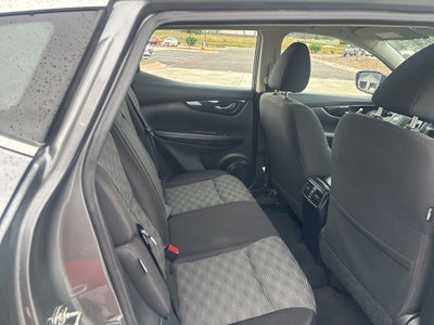 2021 Nissan Rogue Sport SV