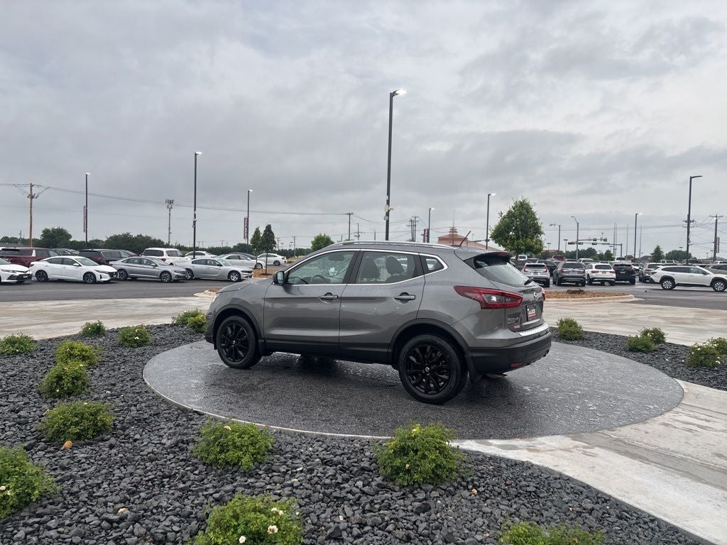 2021 Nissan Rogue Sport SV