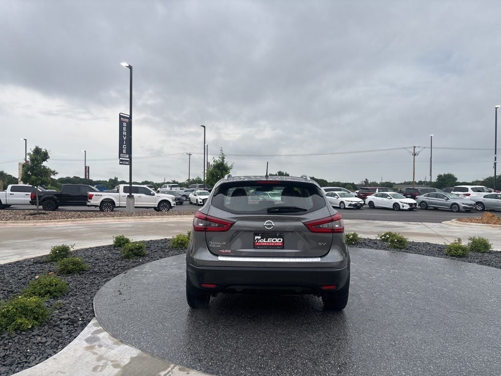 2021 Nissan Rogue Sport SV