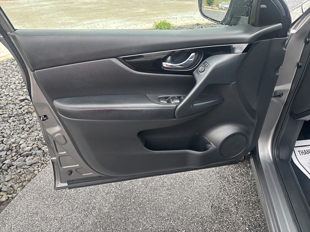 2021 Nissan Rogue Sport SV