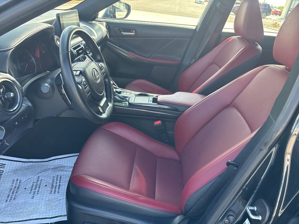 2025 Lexus IS 350 F SPORT Design