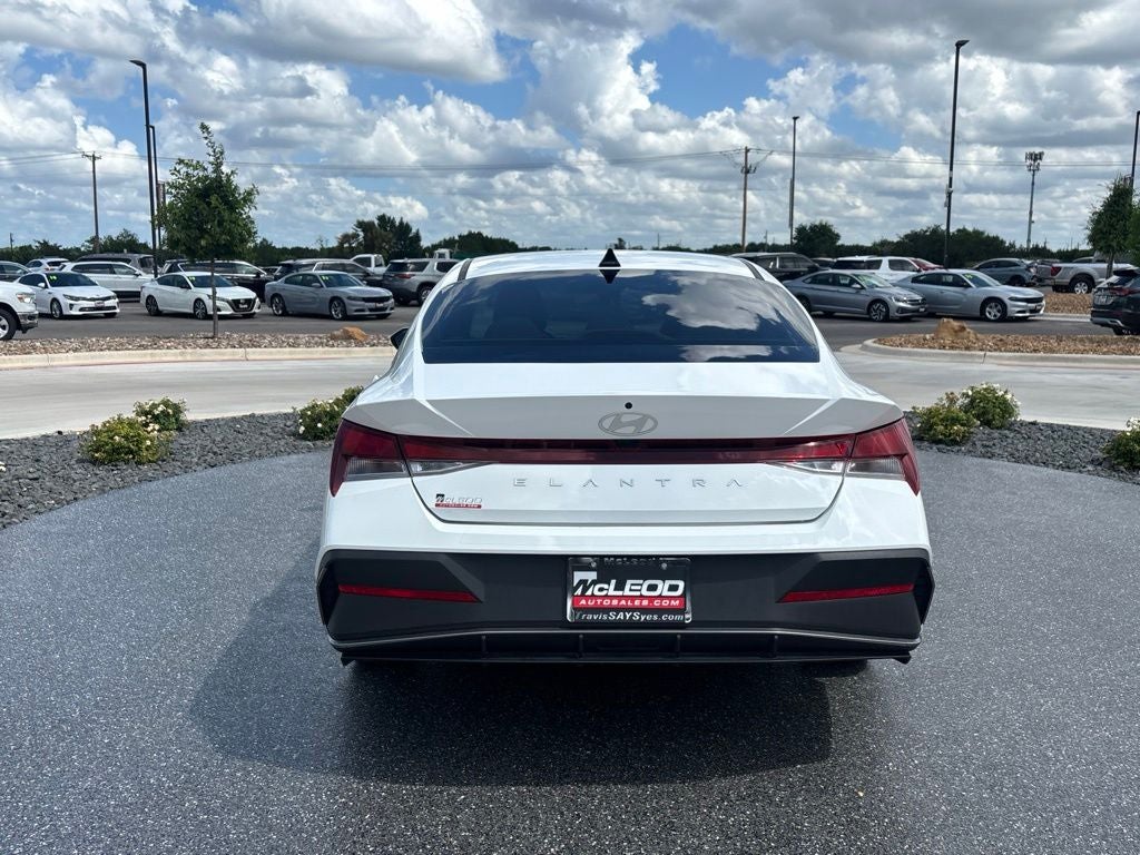 2024 Hyundai Elantra SEL