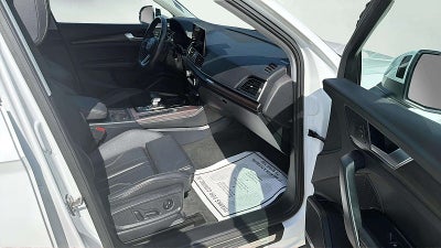 2024 Audi Q5 45 S line Premium quattro